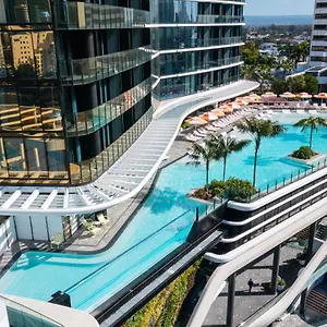 Dorsett **** Gold Coast