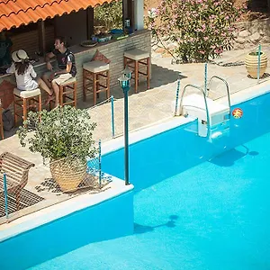 Ξενοδοχείο με διαμερίσματα Porto Koufo Resort